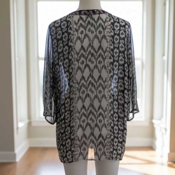 Chico’s Sheer Top Blouse Tunic Black White Red Boho Peasant Gypsy Flowy Sz. 3 XL - Picture 8 of 9